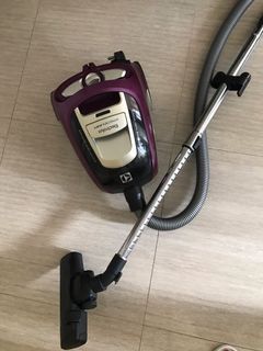 （分類：）位於 。 由 starllea 提交（商品編號 1044487039，圖片 1）。簡介： 。