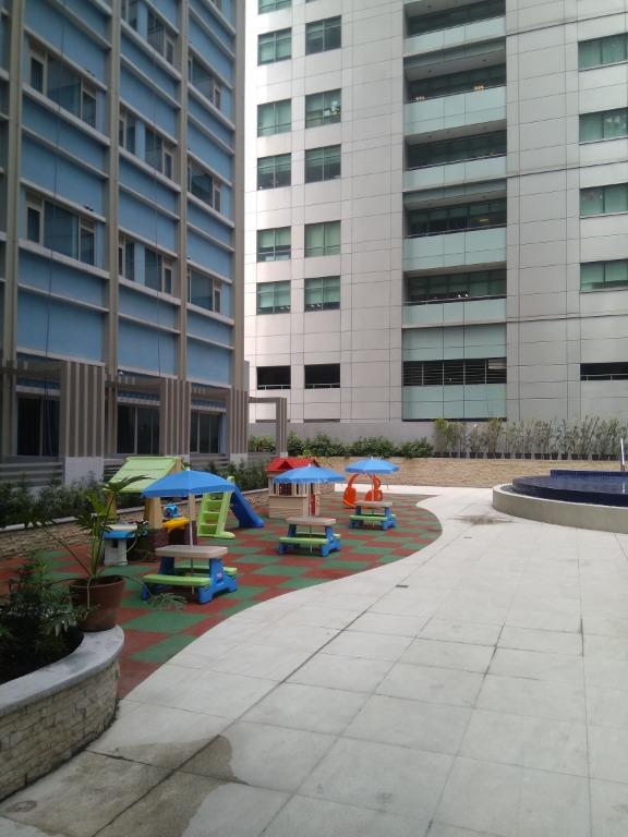 ETON MINI SUITES MAKATI semifurnished Studio FOR RENT, Property