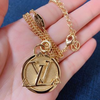 (Category: ) located in . Submitted by gogo.sparkle (Listing ID 1044644797, Image 1). Description: .