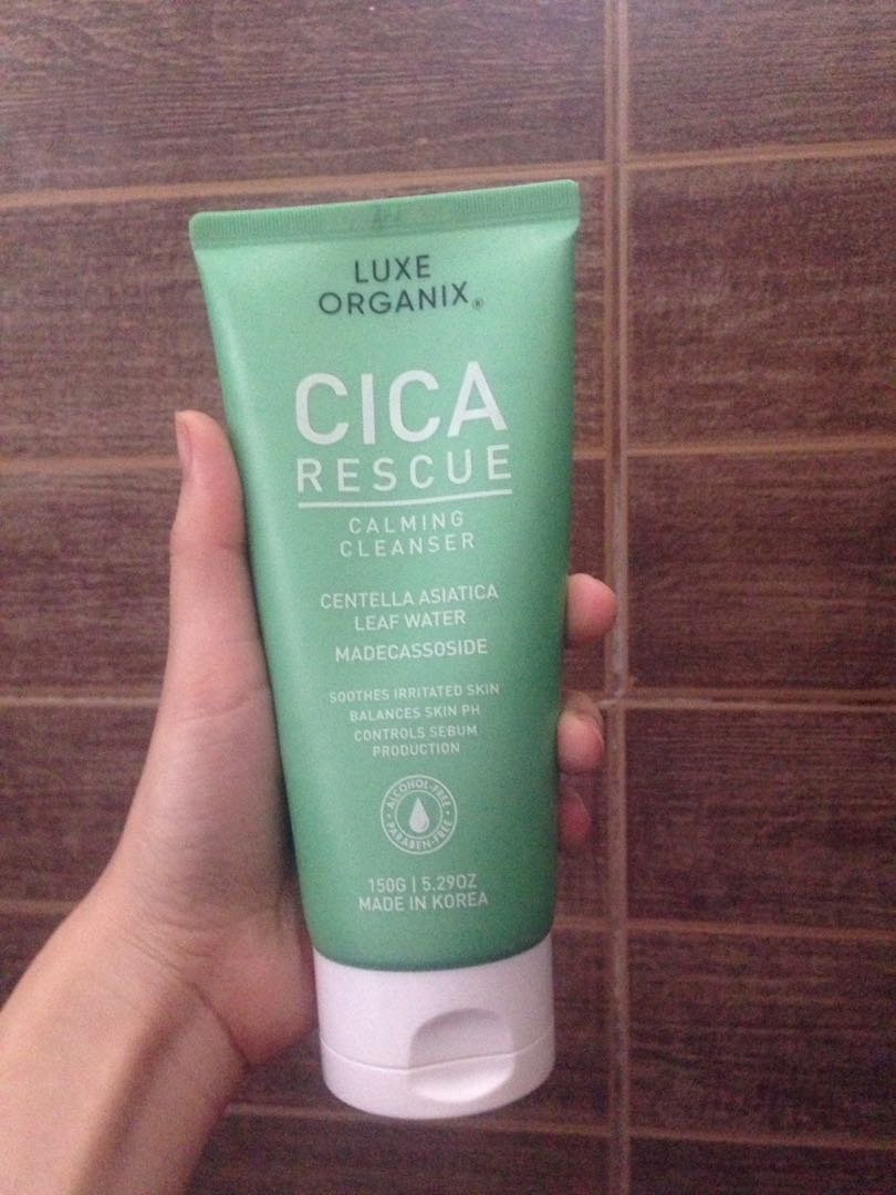 cica facial wash