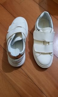 （分類：）位於 。 由 marymoonmoon 提交（商品編號 1044558424，圖片 1）。簡介： 。