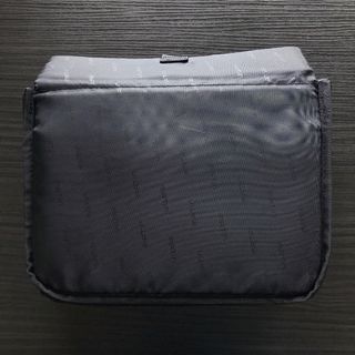 由 holucan (刊登 ID 1044438798，圖片 1) 提交，位於 的 (類別：)，說明：。