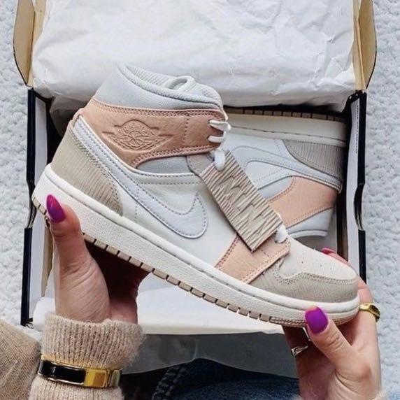 nike milan mid