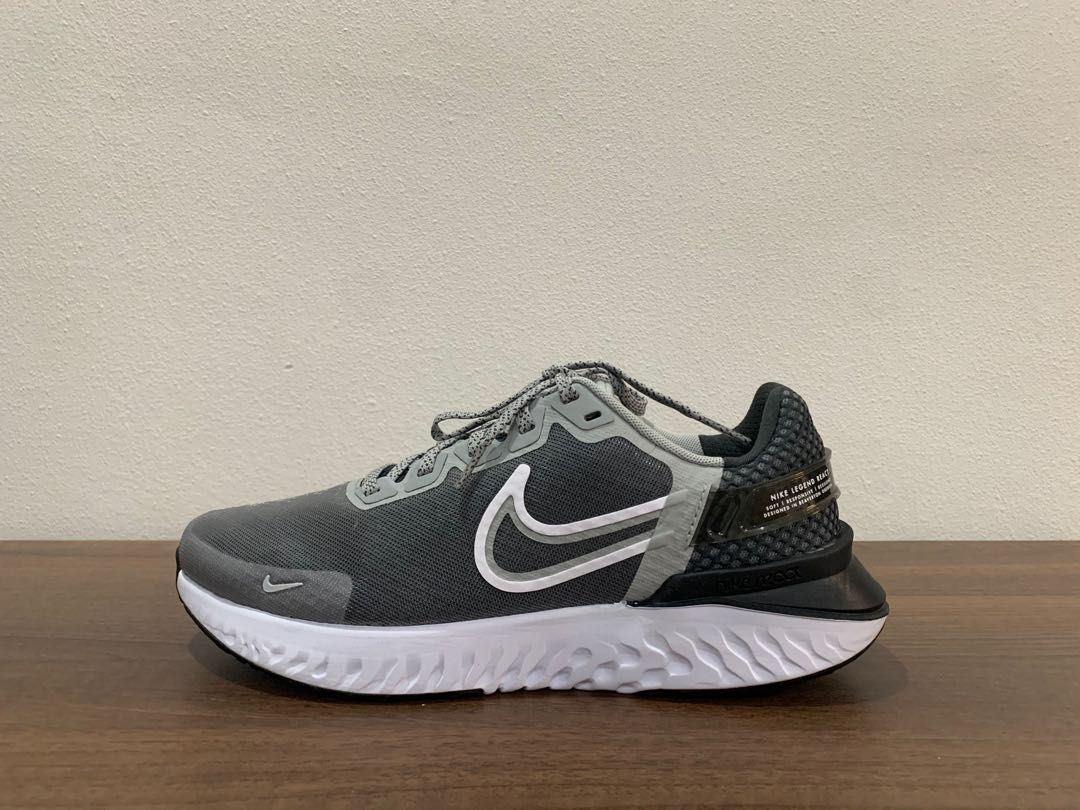 React legend on sale