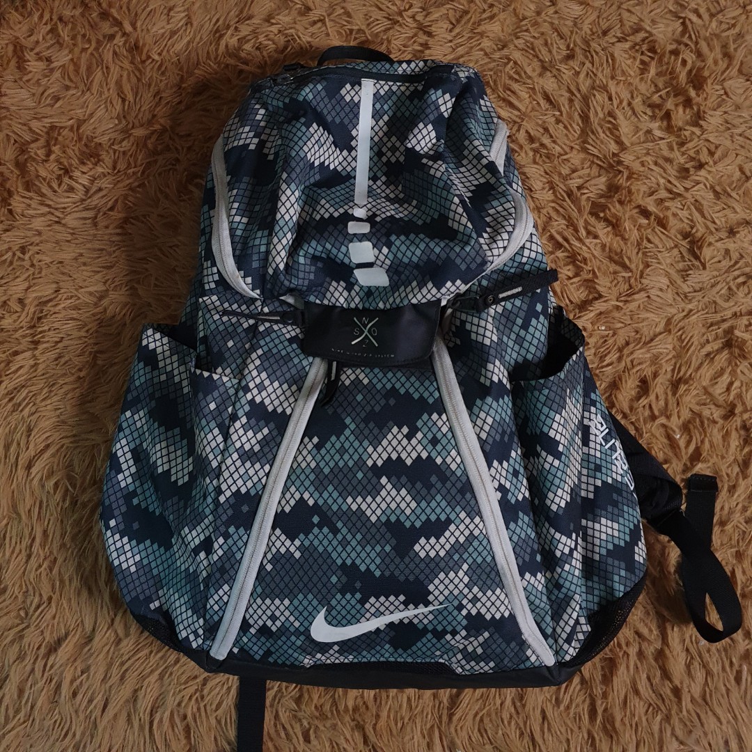 nike quad zip system backpack