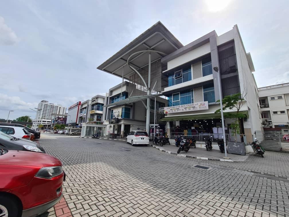 Office Lot Level 2 Bangi Gateway Mall Property Rentals On Carousell