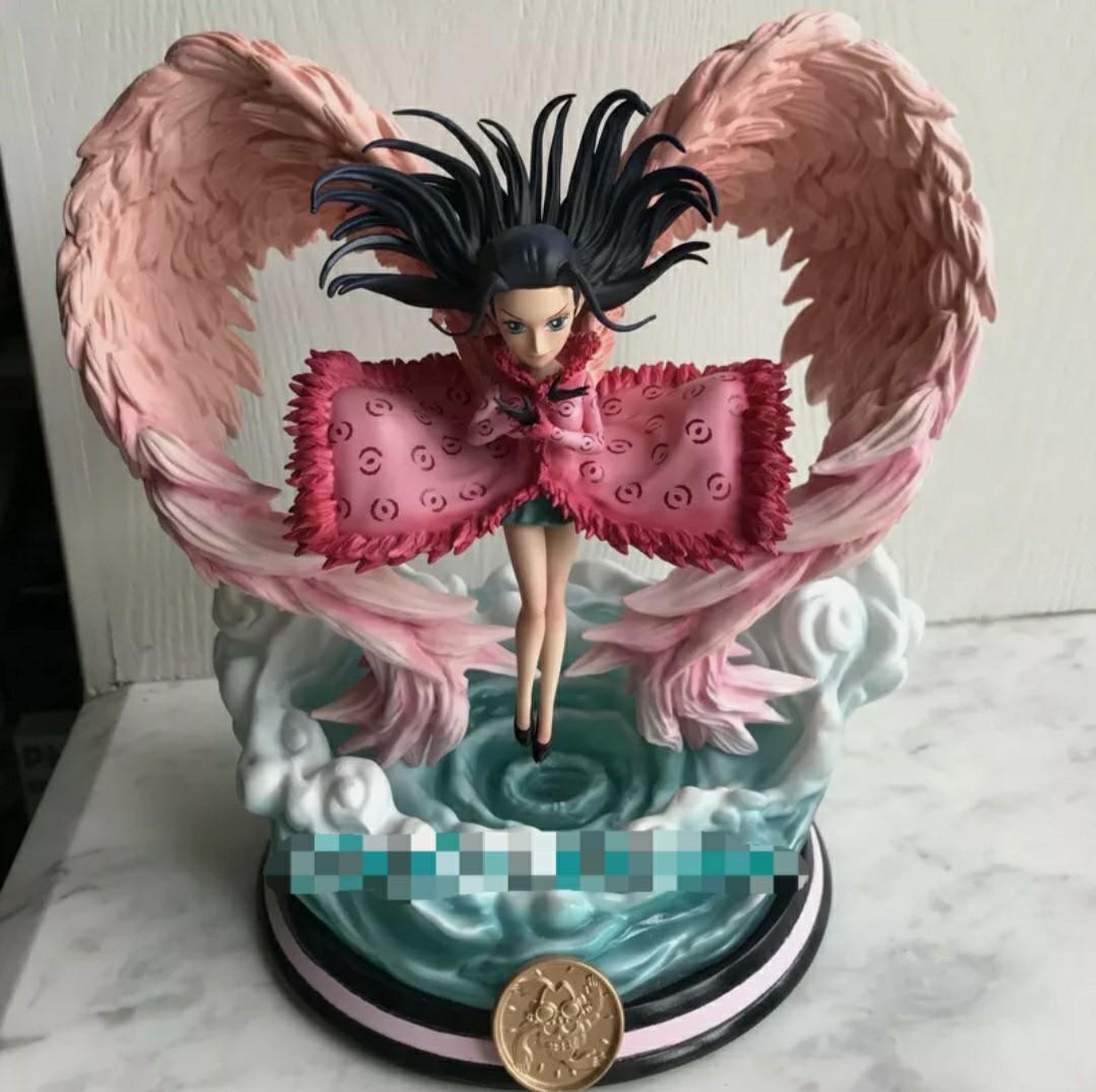 nico robin figure wings
