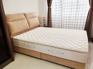 (Category: ) located in . Submitted by internetshopping (Listing ID 1044648510, Image 1). Description: .