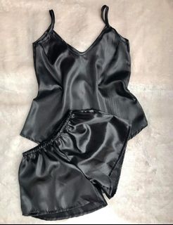 (Category: ) located in . Submitted by ncbcloset (Listing ID 1044414948, Image 1). Description: .