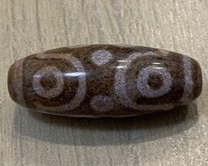 Rare unique Eight eyed symbol aged Tibet Dzi bead with cinnabar 
