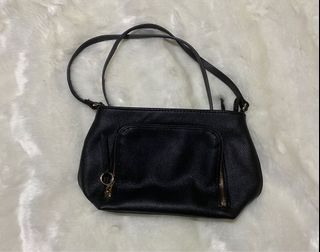 (Kategori: ) berada di . Dikirim oleh mercelystuff (ID iklan 1044518942, Gambar 1). Deskripsi: .