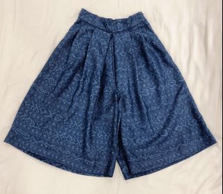 (Category: ) located in . Submitted by prelovedition (Listing ID 1044558422, Image 1). Description: .