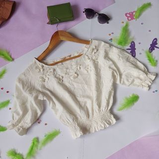 (Category: ) located in . Submitted by arrayxmnl (Listing ID 1044567255, Image 1). Description: .