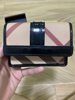 (Category: ) located in . Submitted by weenee_preloved (Listing ID 1044443464, Image 1). Description: .
