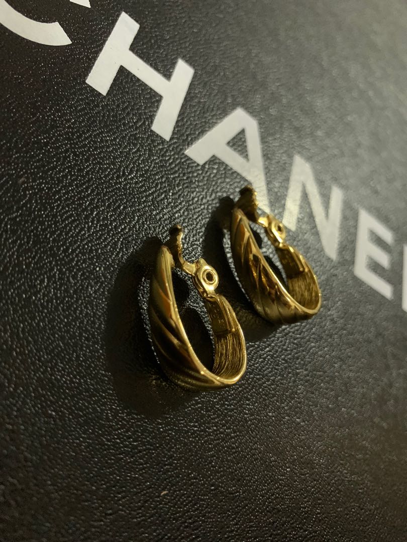 Vintage Monet earrings