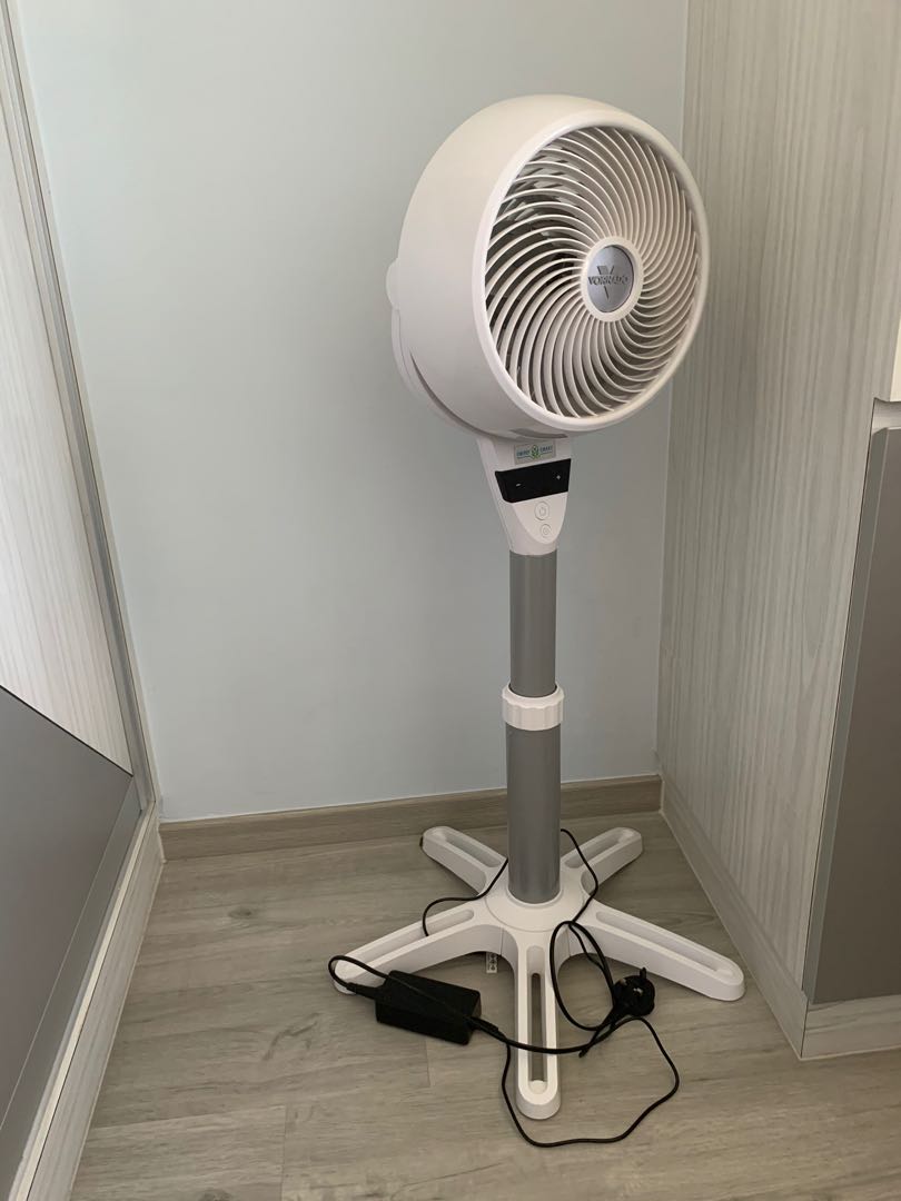 Vornado standing fan with remote control, Furniture & Home Living