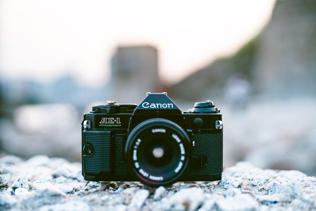 新手熱賣款] Canon AE1-Program, 攝影器材, 相機- Carousell