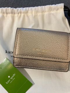 （分類：）位於 。 由 rosluk 提交（商品編號 1044688618，圖片 1）。簡介： 。