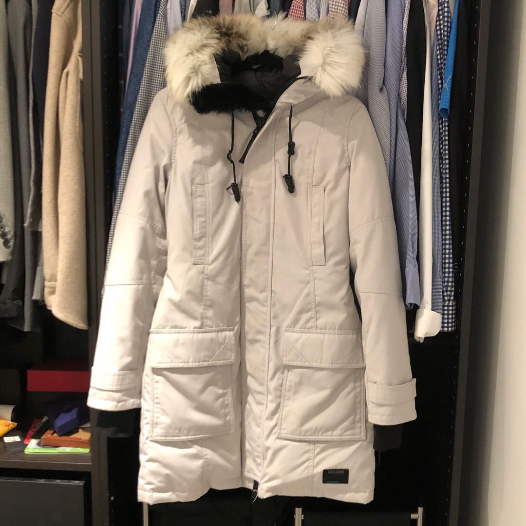 Aritzia TNA down filled Bancroft parka Ice grey size SMALL