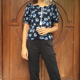(Kategori: ) berada di . Dikirim oleh ayclothes (ID iklan 1044816322, Gambar 1). Deskripsi: .