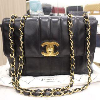 Authentic Chanel Caviar Leather Jumbo Maxi Logo Flap Gold Hardware