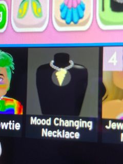 Royale High Items Toys Games Video Gaming In Game Products On Carousell - roblox royale high mood changing necklace rxgateeu