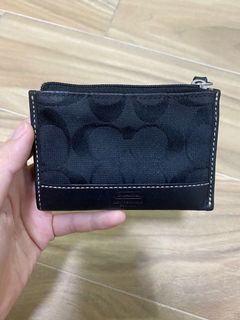 (Category: ) located in . Submitted by weenee_preloved (Listing ID 1044836363, Image 1). Description: .