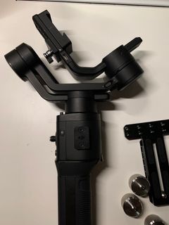 （分類：）位於 。 由 suraj.grg 提交（商品編號 1044814927，圖片 1）。簡介： 。