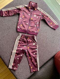 (Category: ) located in . Submitted by mummy143 (Listing ID 1044740068, Image 1). Description: .