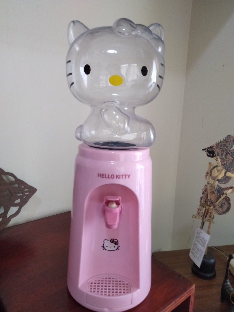 HELLO KITTY Water Dispenser Mini, Kitchen & Appliances di Carousell