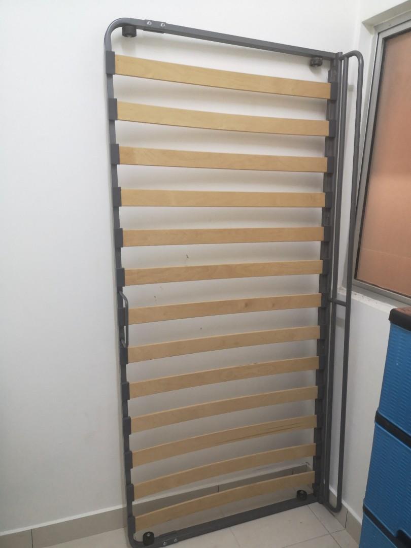 Ikea vitval pull sales out bed