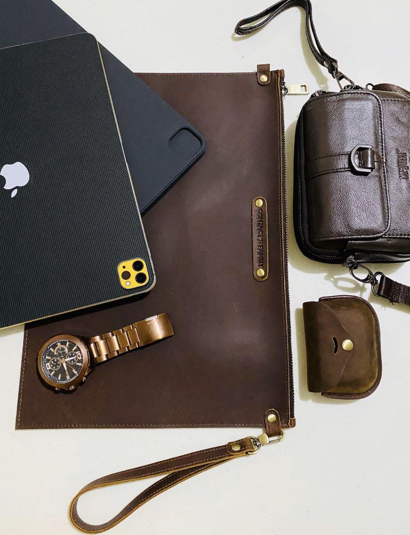 Ipad Sleeve Pouch/ Clutch Bag Leather Case (Category: Cases & Sleeves) located in Pasay City. Submitted by mavi.gif (Listing ID 1044787220, Image 1). Description: Ipad Sleeve for Ipad Pro 12.9" RFS: Too big for me to carry around. .