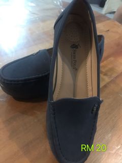 (Category: ) located in . Submitted by fanny.goh.90 (Listing ID 1044776036, Image 1). Description: .