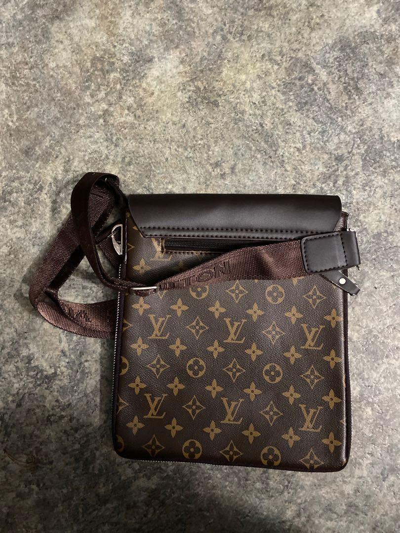 louis vuitton small side bag