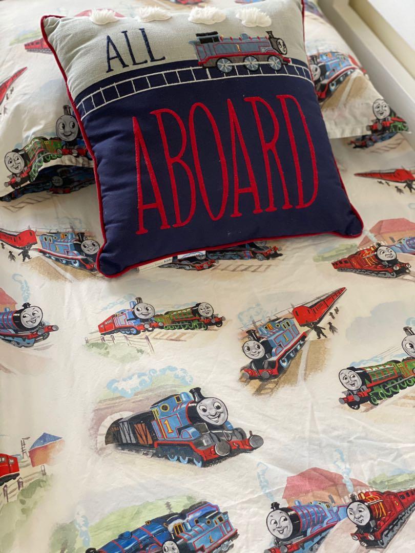 Pottery Barn Kids Thomas Friends Sleep and Bath Set