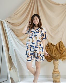 (Kategori: ) berada di . Dikirim oleh piyama_property_dress_gamis (ID iklan 1044790569, Gambar 1). Deskripsi: .