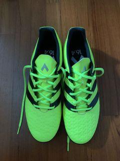 new balance soccer boots singapore