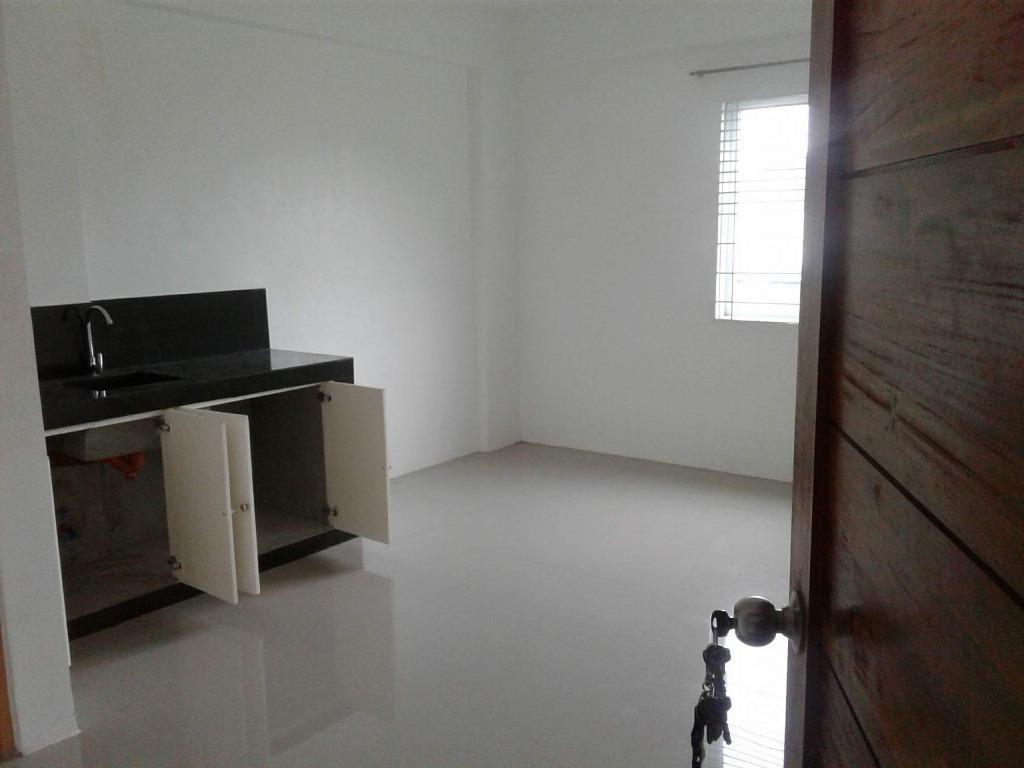 Studio Type Apartment for Rent (Category: Apartments & Condos) located in Manila. Submitted by peter.m (Listing ID 1044808437, Image 2). Description: Studio type aparment for rent -location talon village 4 Talon kuatro laspinas city -- with own aircon --walking distance to public market, main road, -close to bank , pure gold, SM southmall, robinson, university of perpetual -wellgated and secured by cctv cameras - with own sub water and electric m