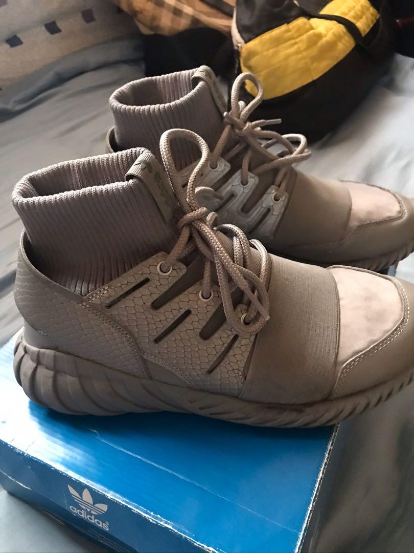 Tubular Doom Adidas(Legit) (Category: Sneakers) located in Quezon City. Submitted by drewab2 (Listing ID 1044746930, Image 1). Description: Pre -loved shoes...almost new!Invery good condition with Box!Pm for interested!.