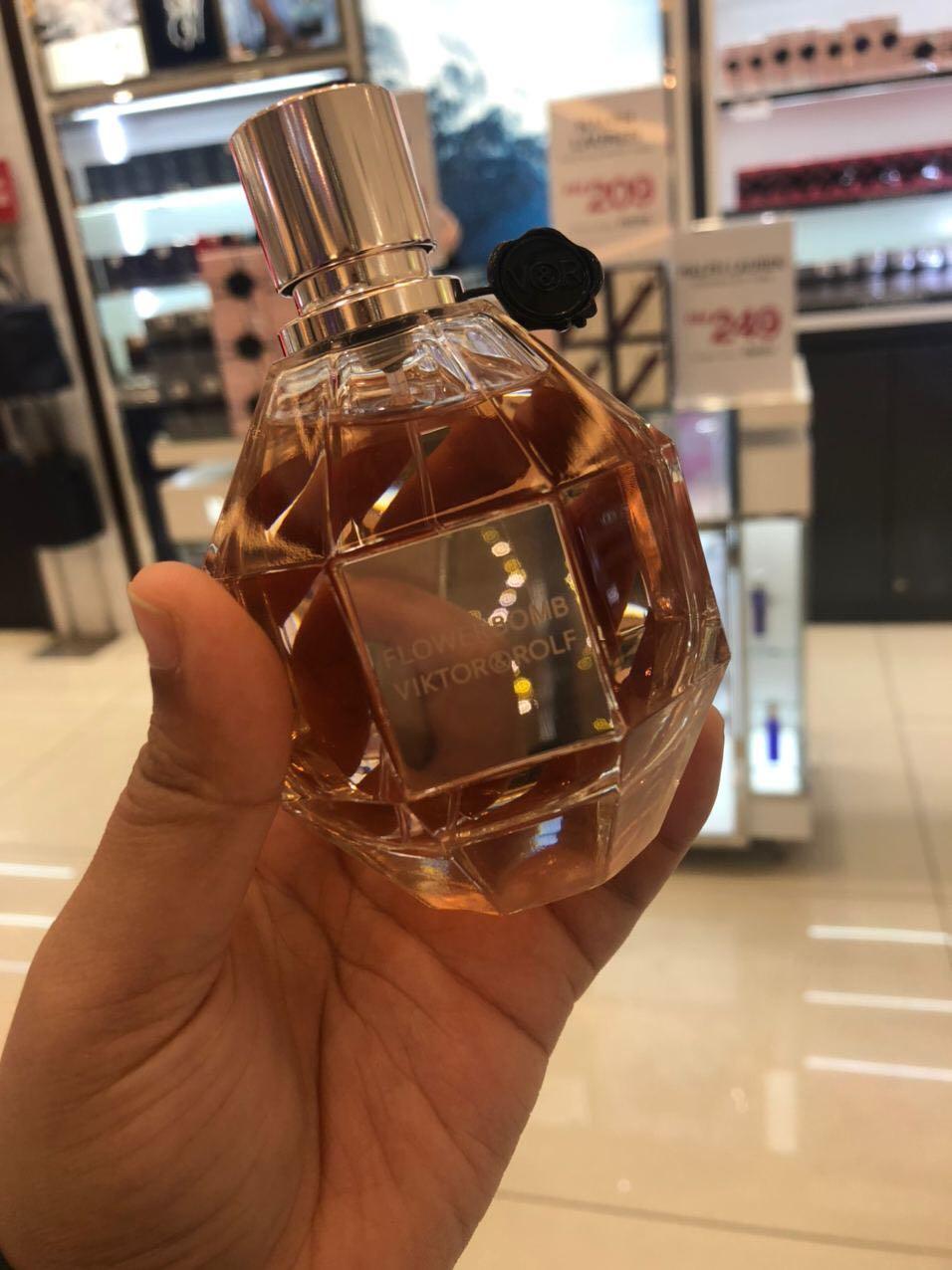 Victor Rolf Flowerbomb 100ml Health Beauty Perfumes Nail Care Others On Carousell