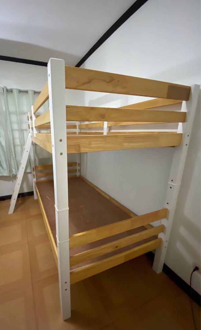 double deck bed