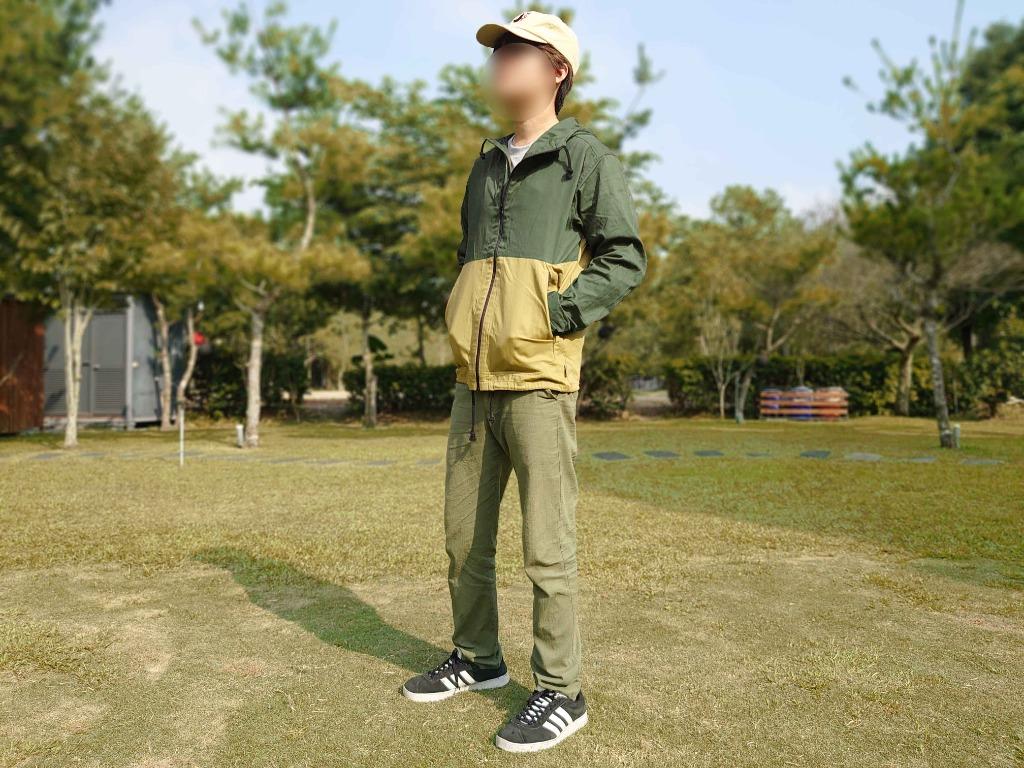 日本 Workman Field Core 野營系列超輕量男款棉質撞色 純色日式休閒機能連帽外套夾克 他的時尚 外套在旋轉拍賣