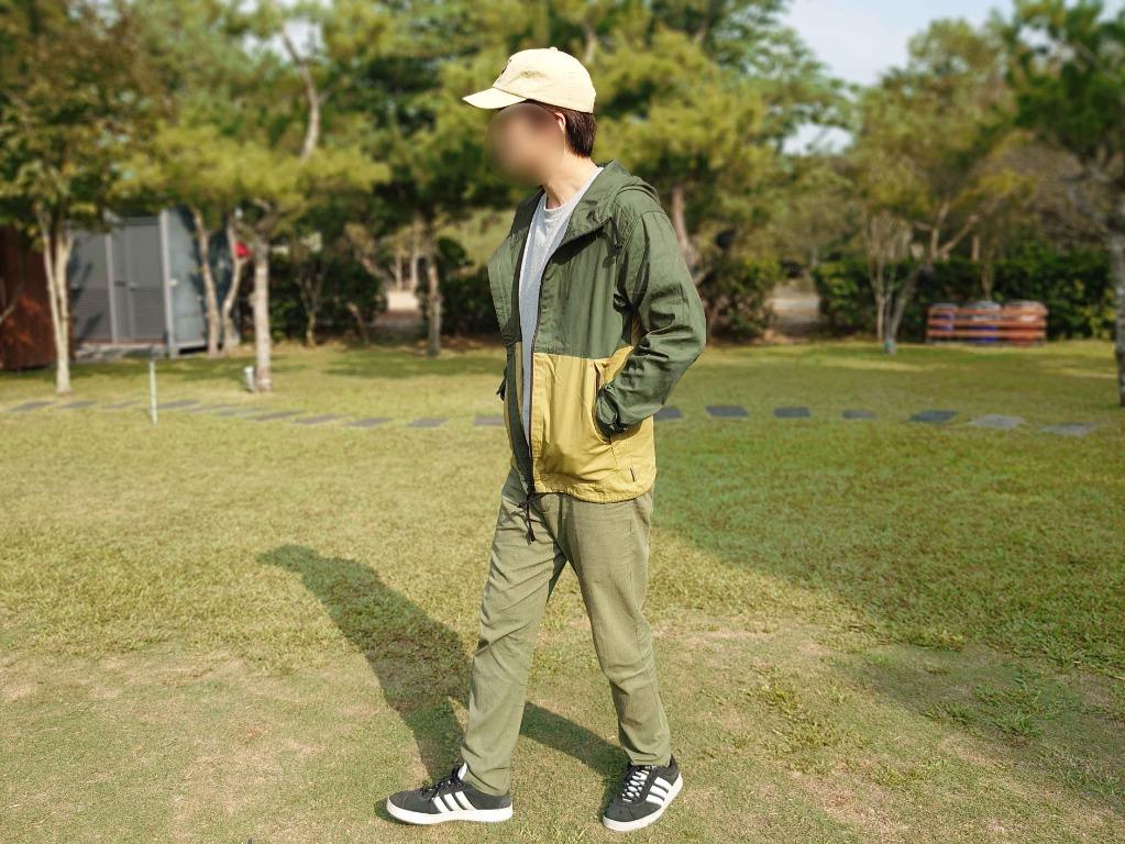 日本 Workman Field Core 野營系列超輕量男款棉質撞色 純色日式休閒機能連帽外套夾克 他的時尚 外套在旋轉拍賣