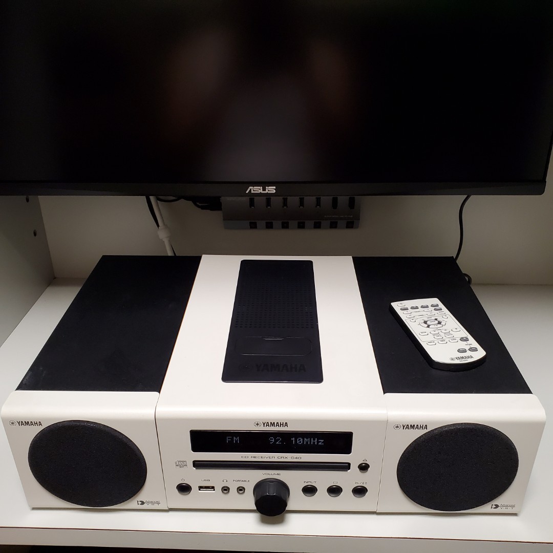 Yamaha MCR-040 小型音響Mini Hifi 喇叭Speakers 收音機Radio 