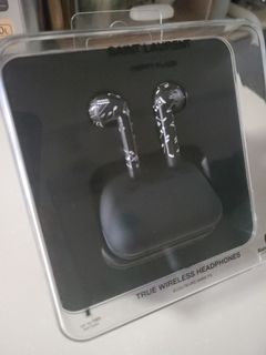 （分類：）位於 。 由 mandyso090990 提交（商品編號 1036426899，圖片 1）。簡介： 。