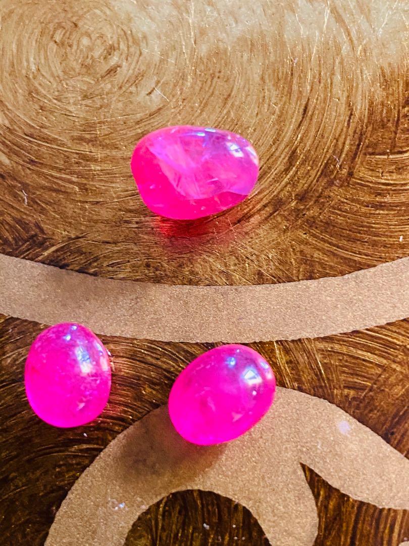 Authentic Natural ruby from Myanmar (Category: Precious Stones) located in Kawit. Submitted by downmemorylane1214 (Listing ID 1044938268, Image 1). Description: Bought in Myanmar- sold as set Decluttering Buyer to book and shoulder shipping.