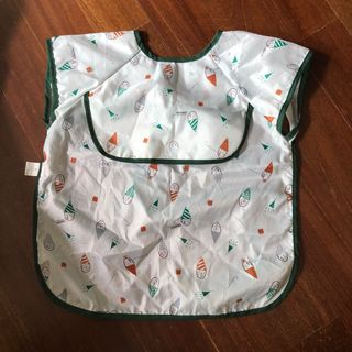 tgt baby bib