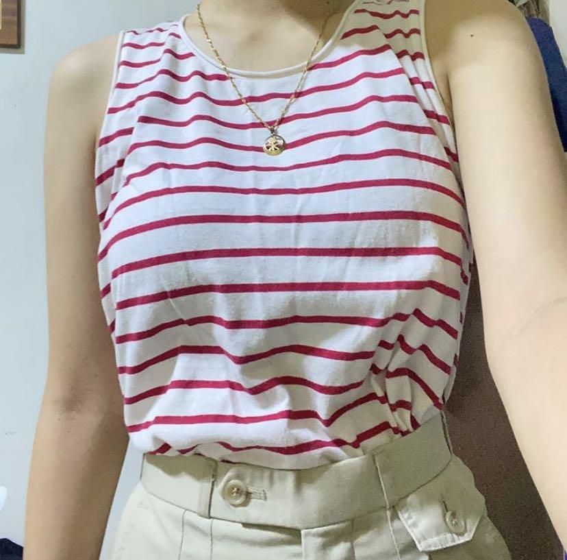 Bench striped sleeveless semi-crop top (Category: Sleeveless) located in Cavite. Submitted by jo.sell.a (Listing ID 1045084868, Image 2). Description: Condition: 10/10 //Also available on my shopee account @guia.jo and ig account @jo.sell.a.