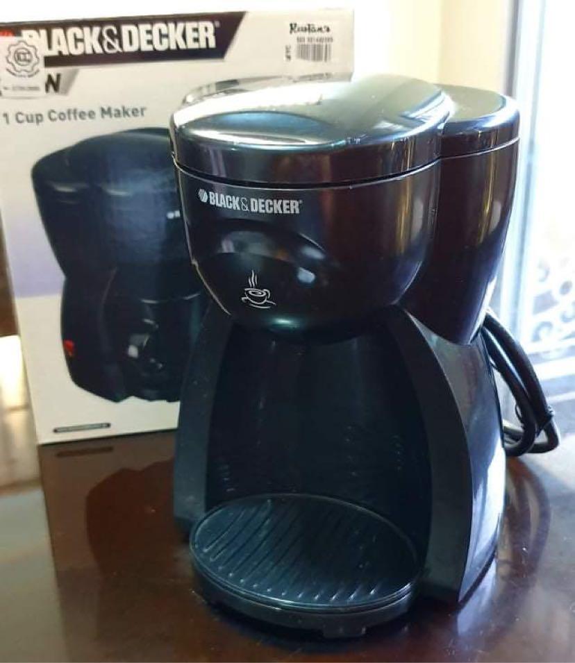 Black & Decker Grind and Brew Coffeemaker, TV & Home Appliances, Kitchen  Appliances, Coffee Machines & Makers on Carousell