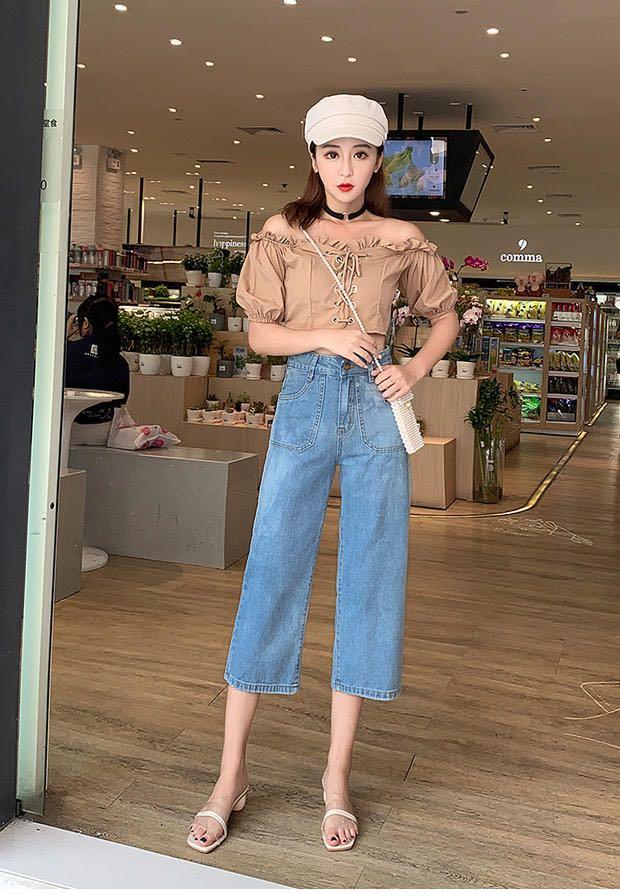 BNWT* High Waist Denim Culottes Brynn Denim Culottes tcl, Women's Fashion,  Bottoms, Jeans \u0026 Leggings on Carousell